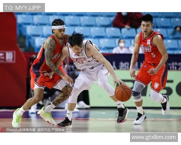 广东与新疆精彩对决回放录像分析与精彩瞬间回顾 广东与新疆精彩对决回放录像分析与精彩瞬间回顾