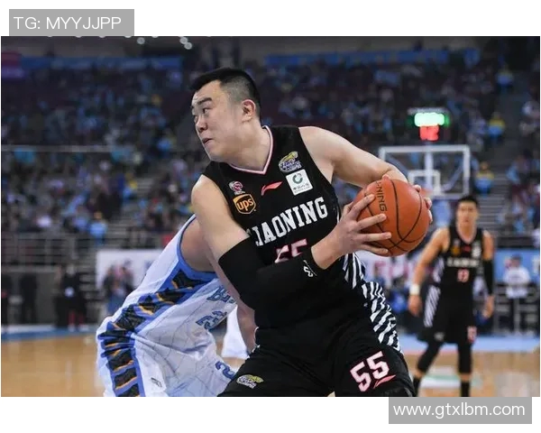 韩德君：从篮球新星到中国男篮的中流砥柱，见证时代的辉煌与挑战